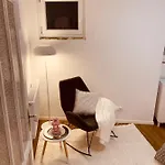Felix Living 7, Gruppenwohnung Mit Oberhausblick, Dachterrasse & Parkplatz Apartament *