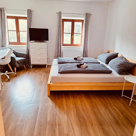 Felix Living 7, Gruppenwohnung Mit Oberhausblick, Dachterrasse & Parkplatz פסאו