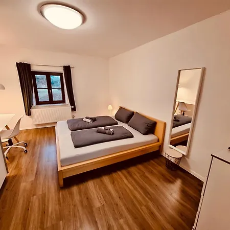 Felix Living 7, Gruppenwohnung Mit Oberhausblick, Dachterrasse & Parkplatz