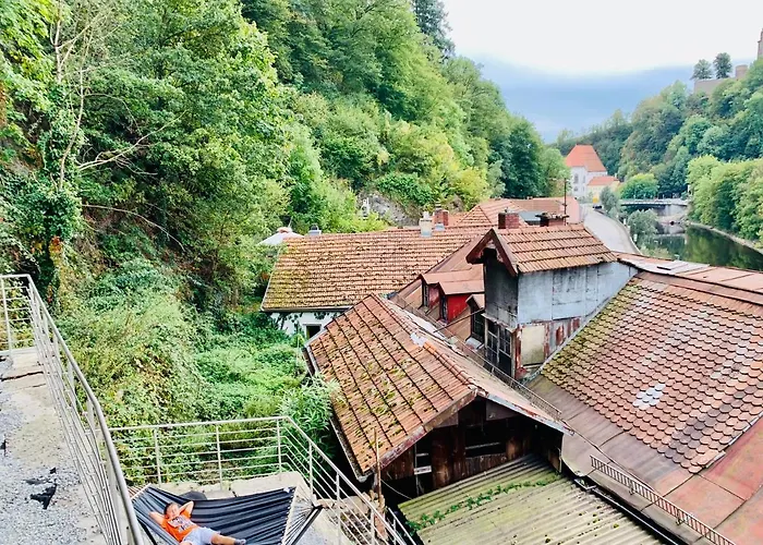 Felix Living 7, Gruppenwohnung Mit Oberhausblick, Dachterrasse & Parkplatz פסאו